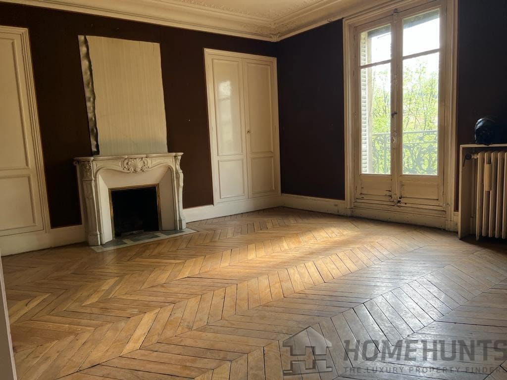 Apartment For Sale in Paris 17th (Monceau - Batignolles -Ternes) 3