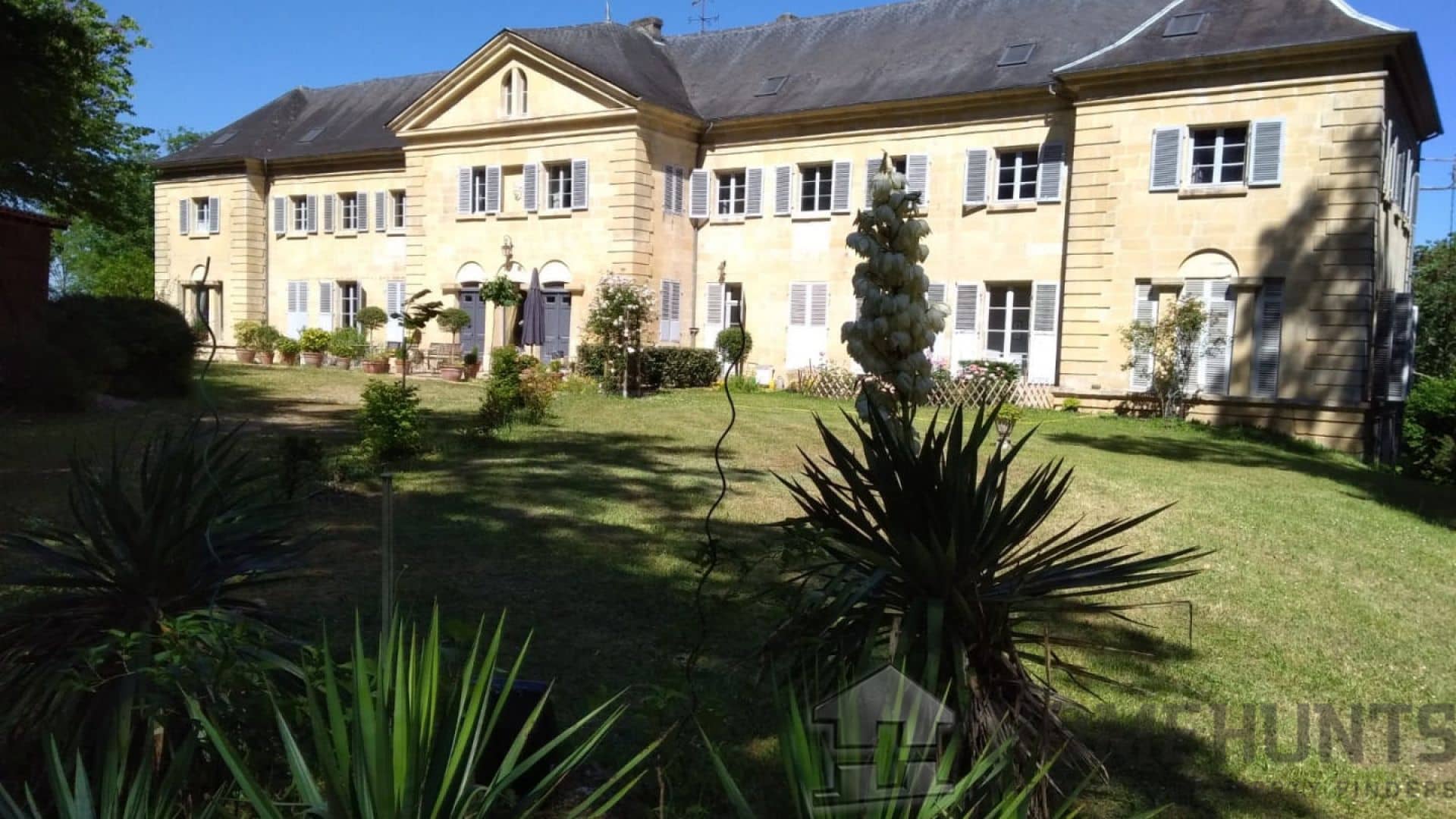 Villa/House For Sale in Perigueux 5