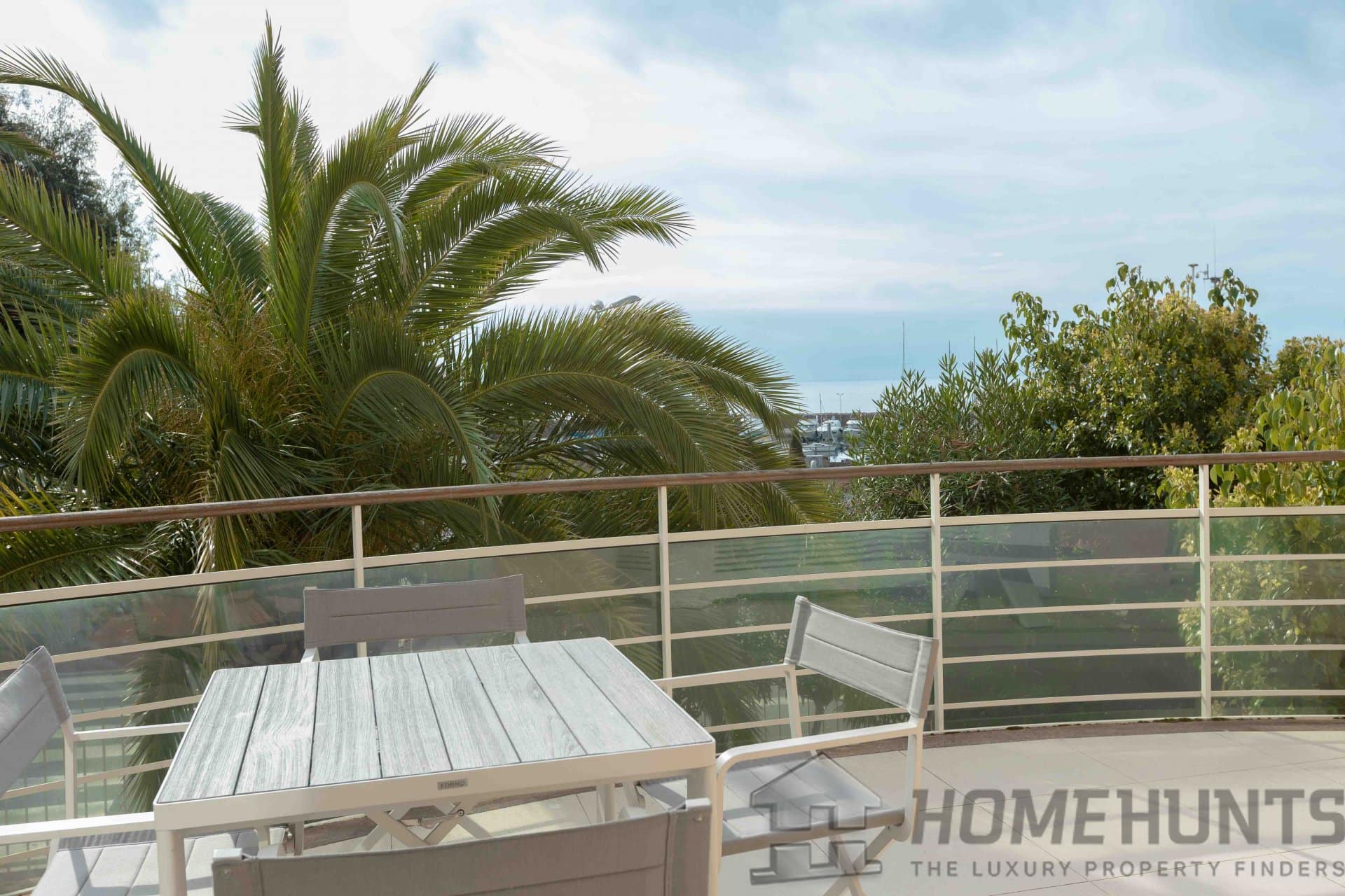 Apartment For Sale in Theoule Sur Mer 15