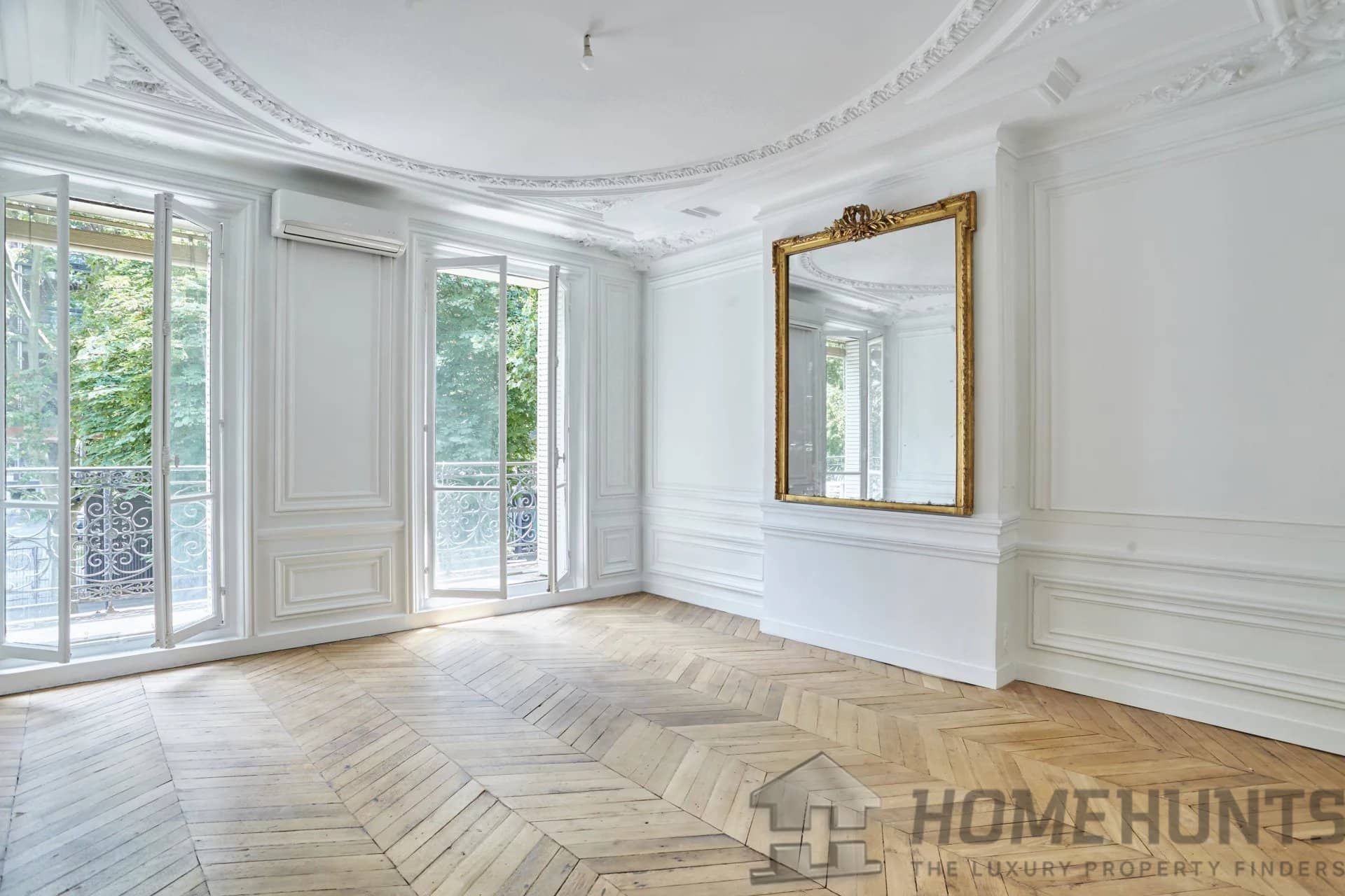 Apartment For Sale in Paris 5th (Latin Quarter – Mouffetard) 7