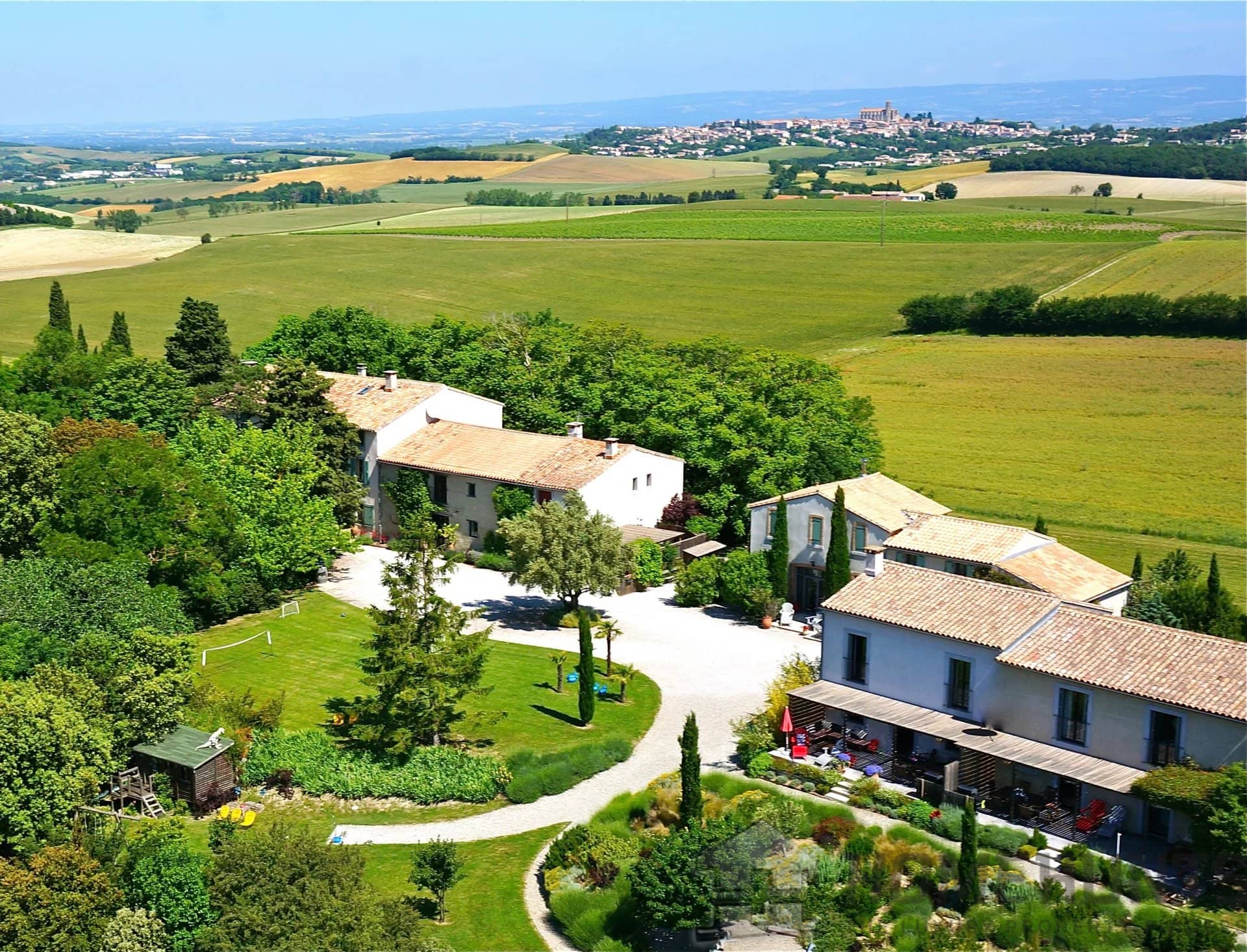 Hotels/gites For Sale in Carcassonne 5