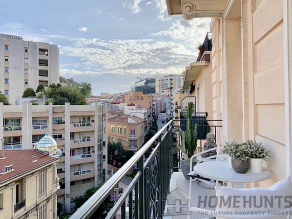 Apartment For Sale in Monaco 22
