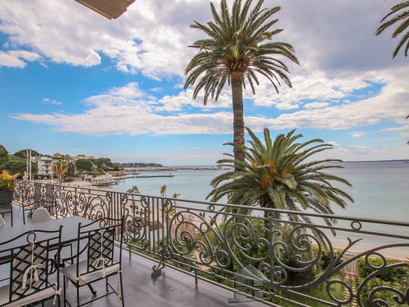 Villa/House For Sale in Cap D Antibes 8