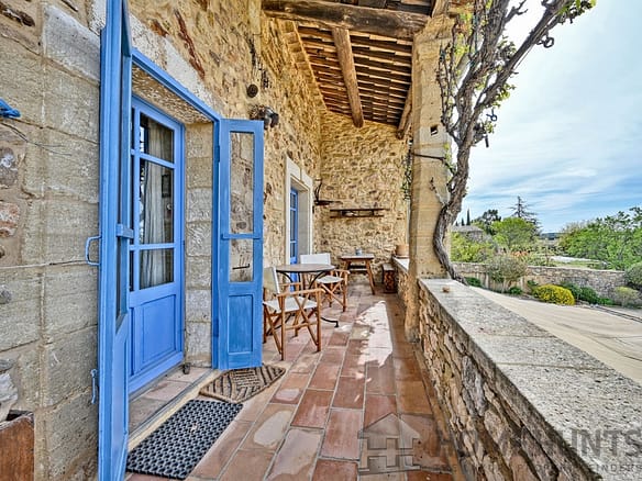 Villa/House For Sale in Uzes 24