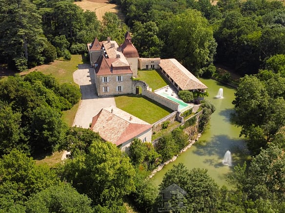 Castle/Estates For Sale in Monflanquin 14