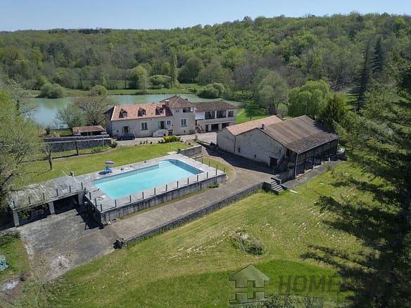 Villa/House For Sale in La Gonterie Boulouneix 18