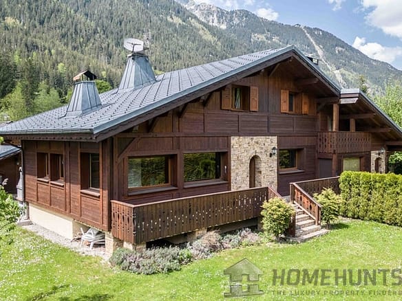 Chalet For Sale in Chamonix 8