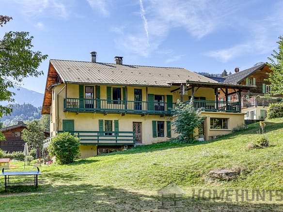 Chalet For Sale in St Gervais 26