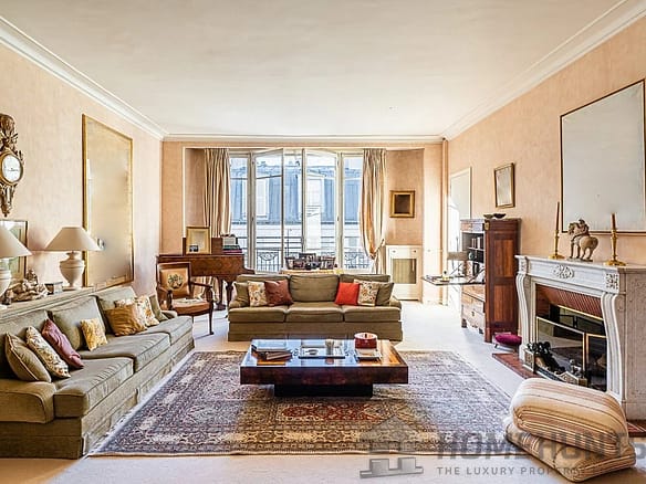 Apartment For Sale in Paris 16th (Trocadéro – Etoile – Passy) 22