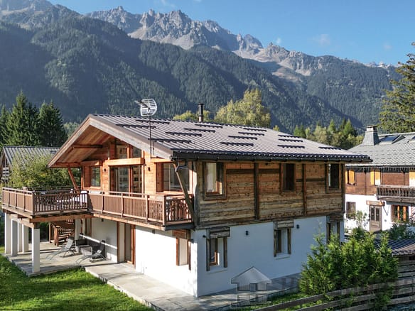 5 Bedroom Chalet in Morzine 26