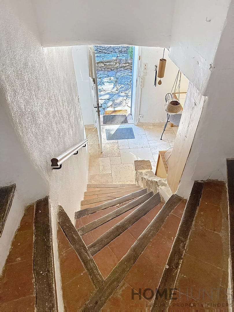 property_HH-15945301-14