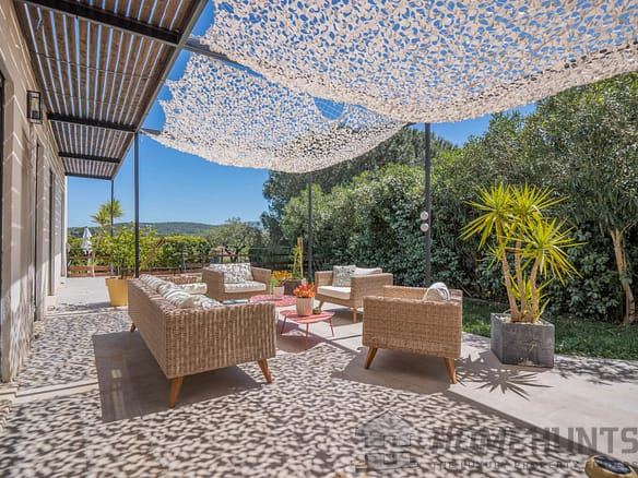 4 Bedroom Villa/House in Cogolin 2
