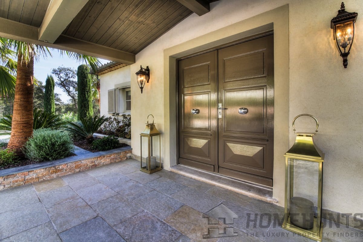 Villa/House For Sale in Beauvallon Grimaud HH14873850