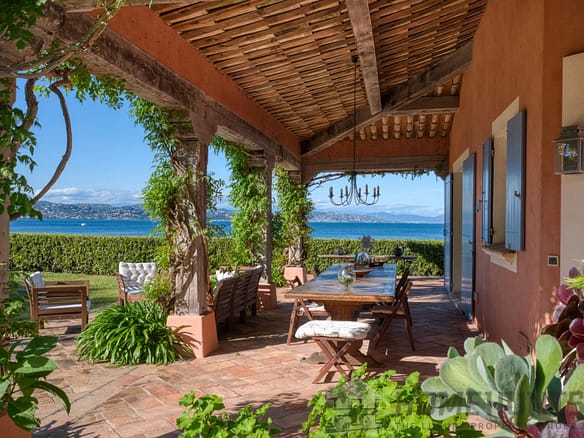 4 Bedroom Villa/House in Saint Tropez 5