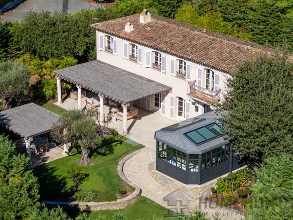 6 Bedroom Villa/House in Grimaud 16