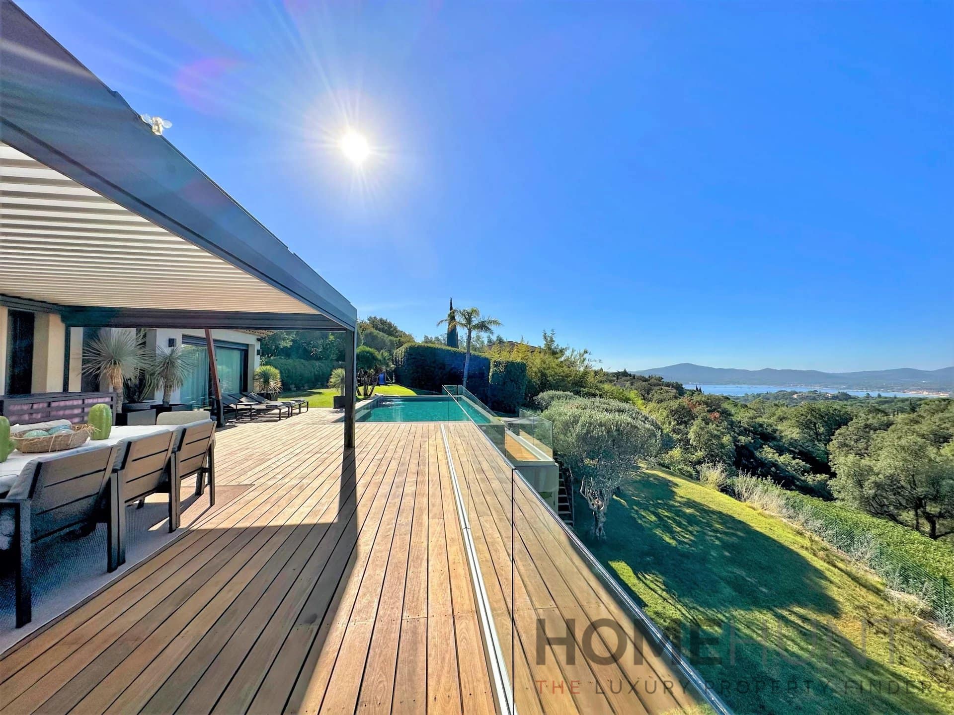 Villa/House For Sale in Beauvallon Grimaud HH15017217