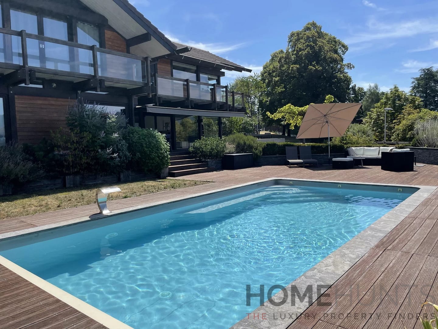 Villa/House For Sale in Veyrier Du Lac HH15170052