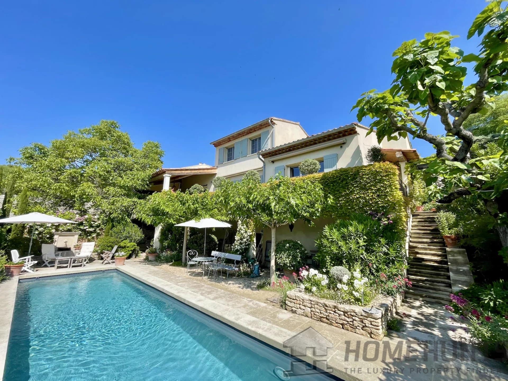 Villa/House For Sale in Goult HH14991602