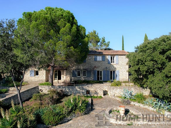 8 Bedroom Villa/House in Uzes 14