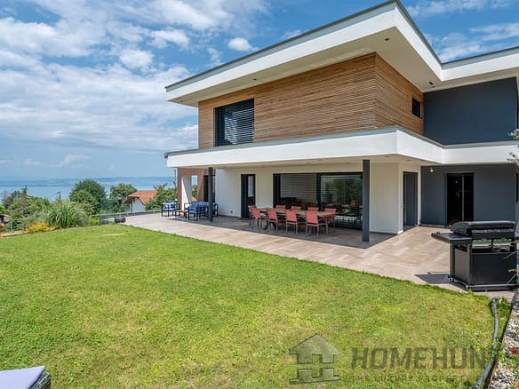 4 Bedroom Villa/House in Neuvecelle 3