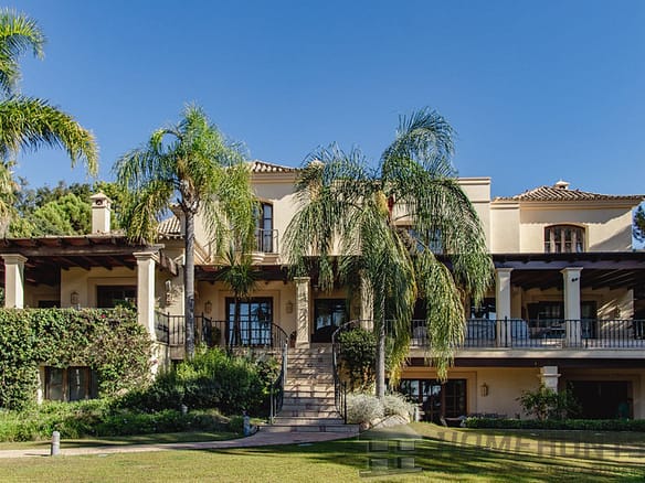 4 Bedroom Villa/House in La Zagaleta 28