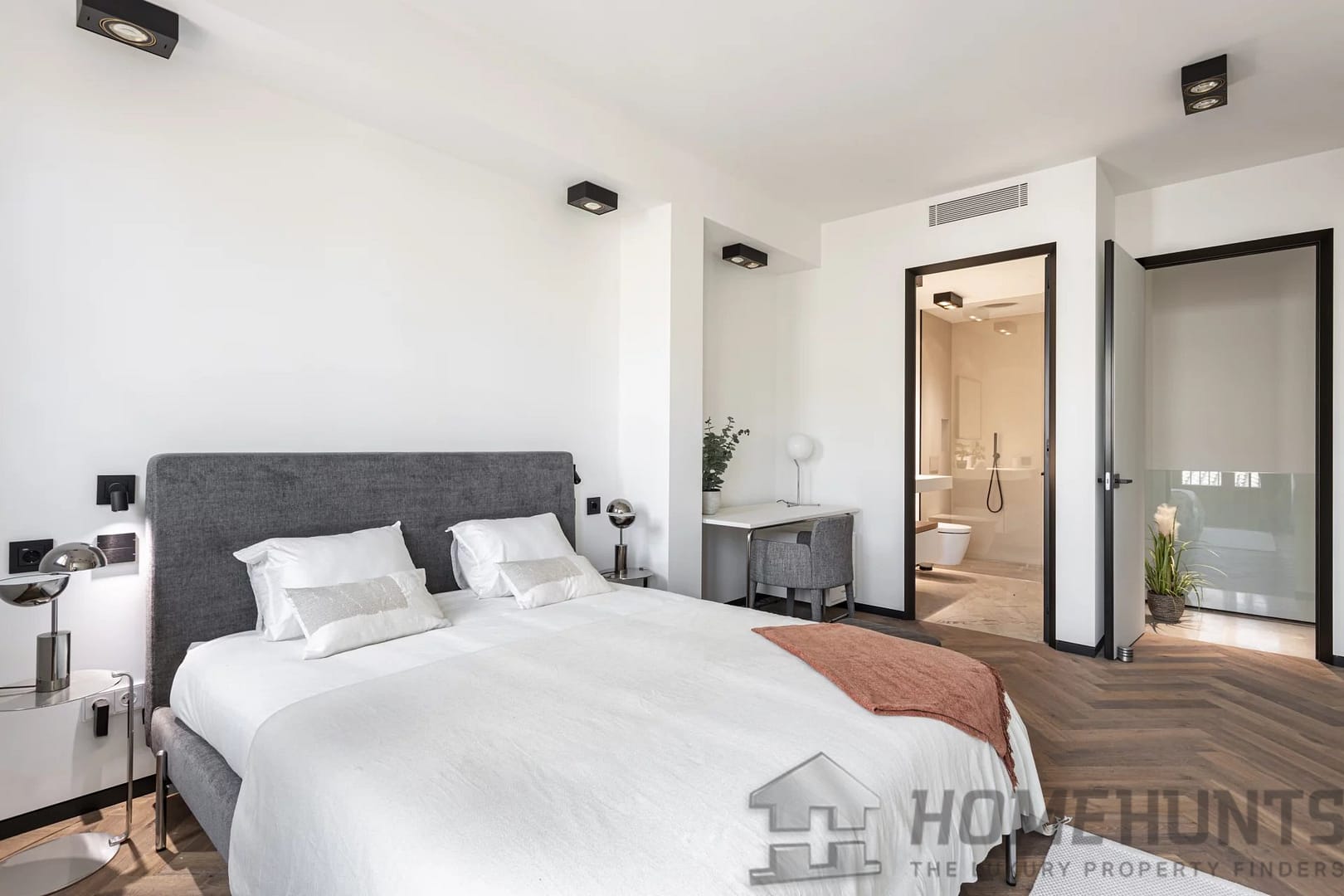 property_HH-15958602-18