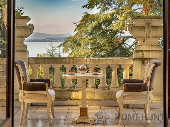 3 Bedroom Apartment in Evian Les Bains 32