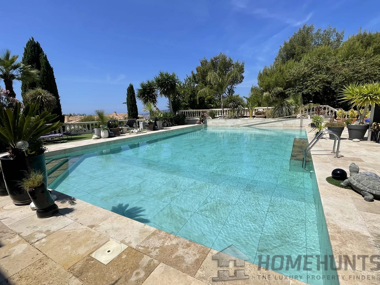 property_HH-15114301-12