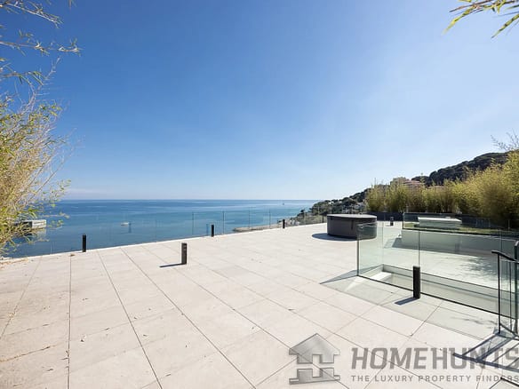 3 Bedroom Apartment in Cap D Ail 3
