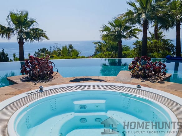 5 Bedroom Villa/House in Theoule Sur Mer 8