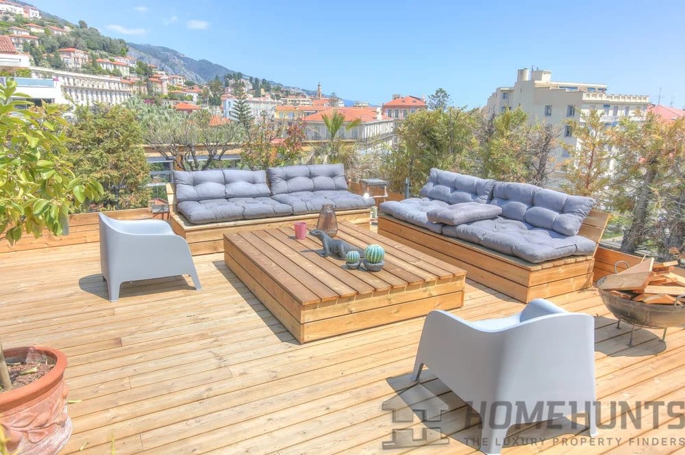 3 Bedroom Apartment in Menton 12