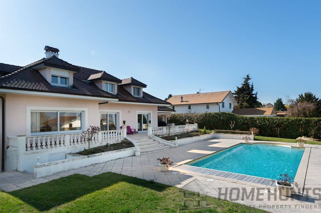 4 Bedroom Villa/House in Chens Sur Leman 8