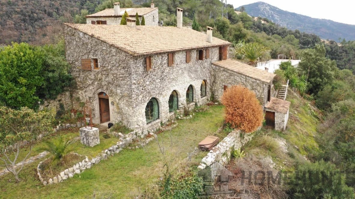 6 Bedroom Villa/House in Peille 5