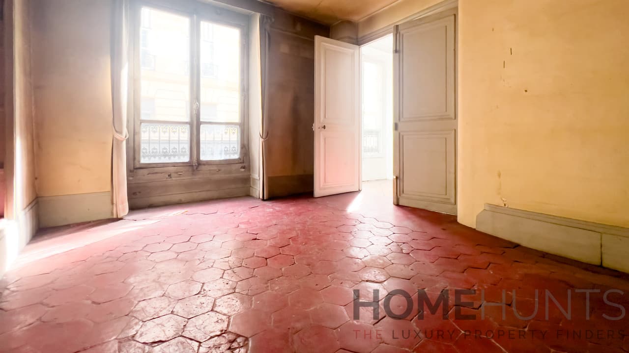 Apartment For Sale in Paris 6th (Saint Germain des Prés Luxembourg