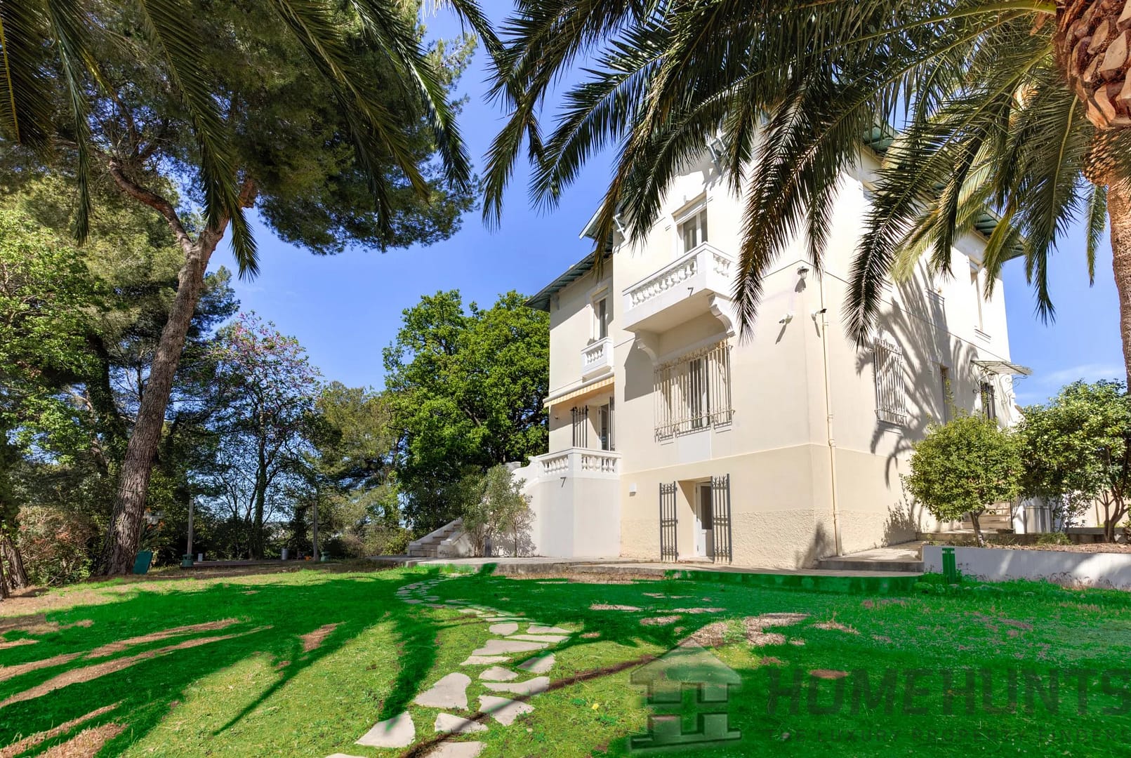 4 Bedroom Villa/House in Antibes 14