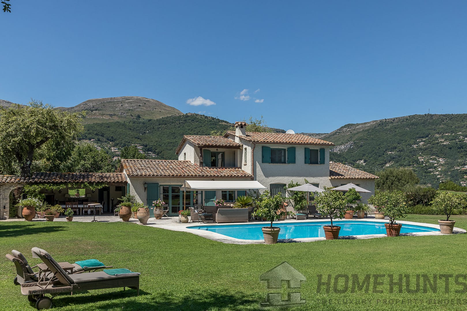 7 Bedroom Villa/House in Vence 6