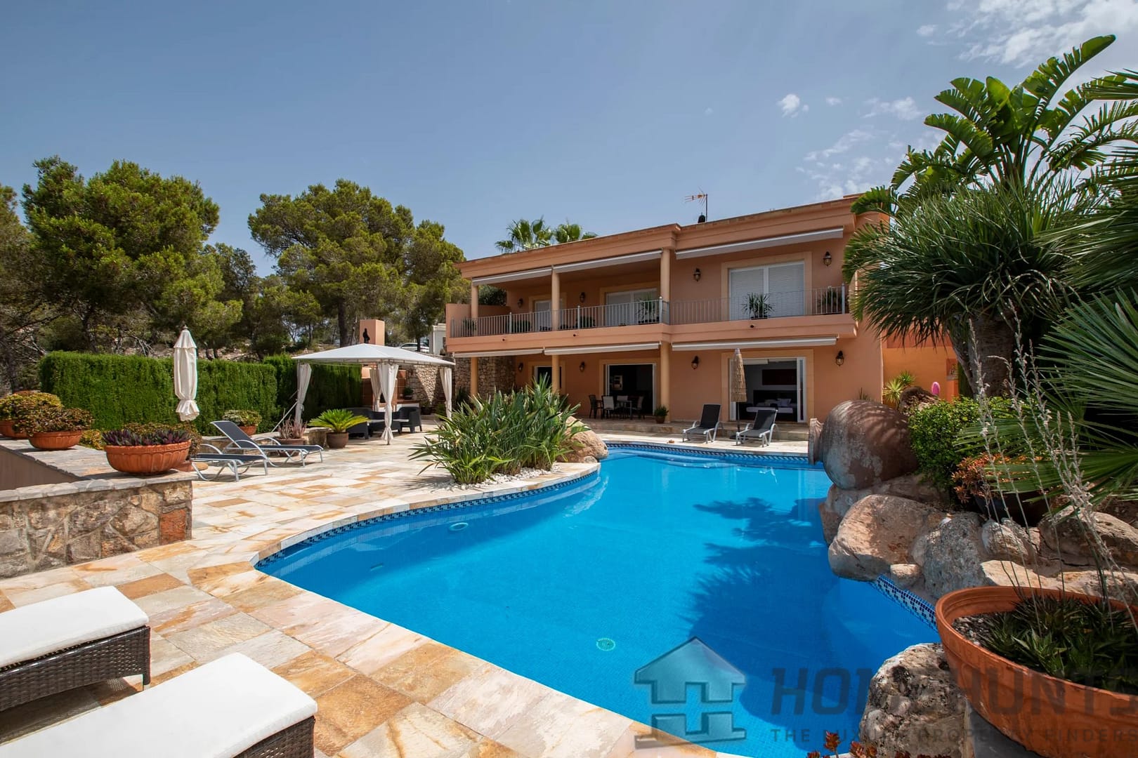 3 Bedroom Villa/House in Roca Llisa 13