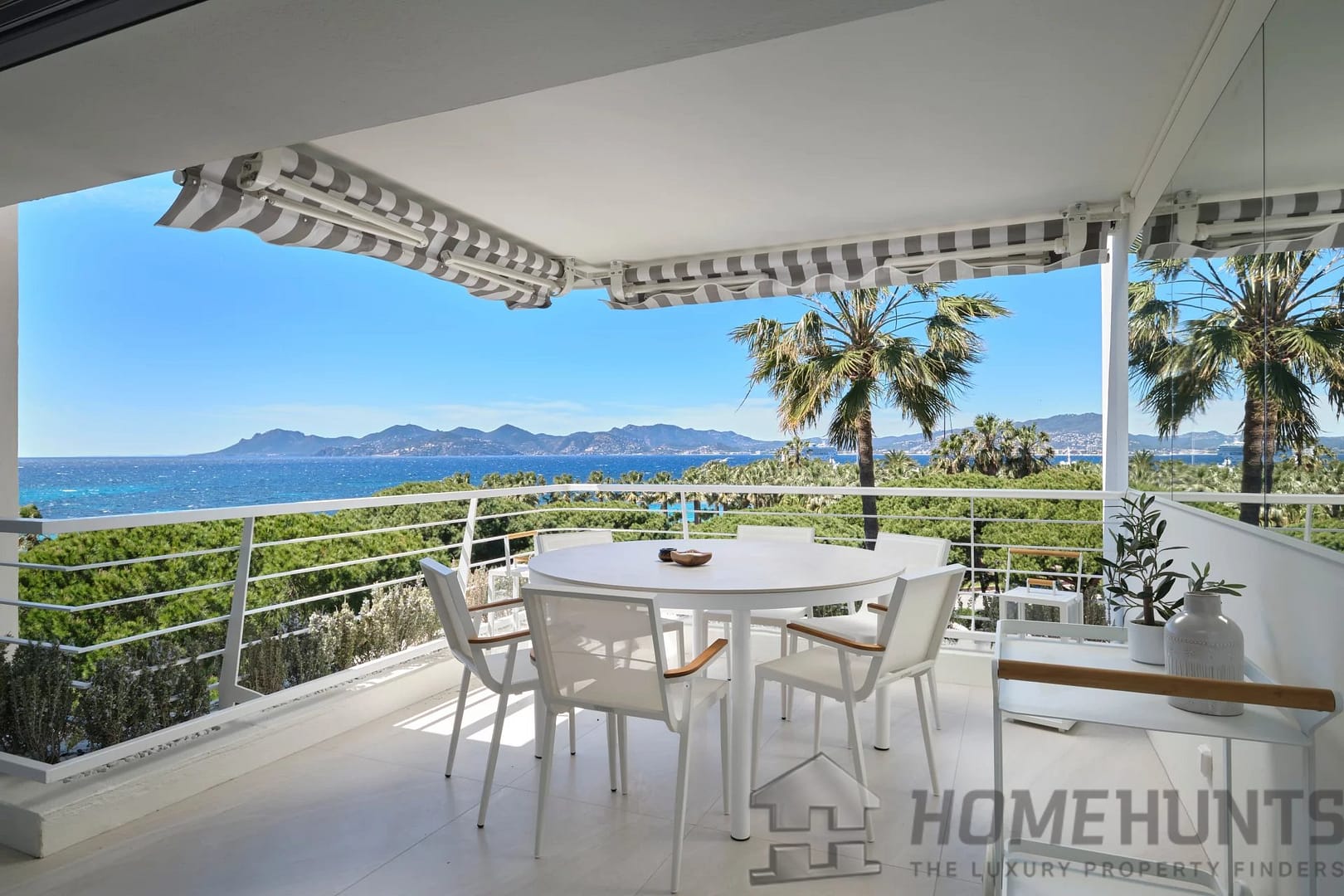 3 Bedroom Apartment in Cannes 14