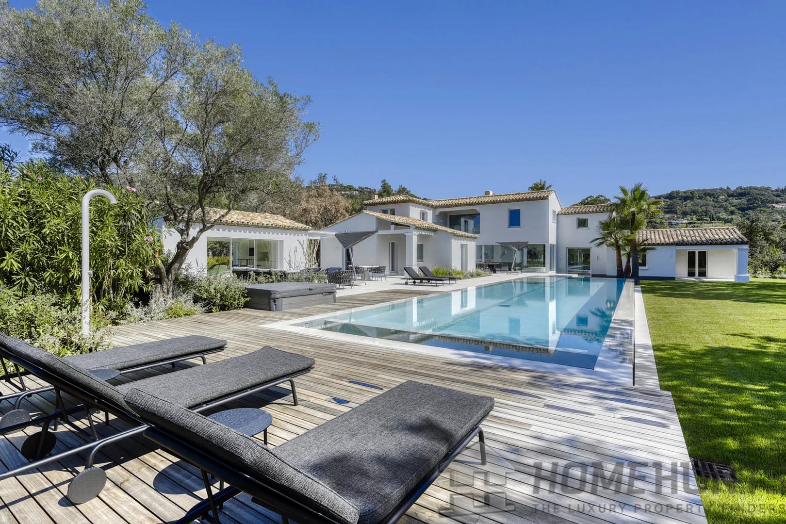 5 Bedroom Villa/House in Grimaud 19