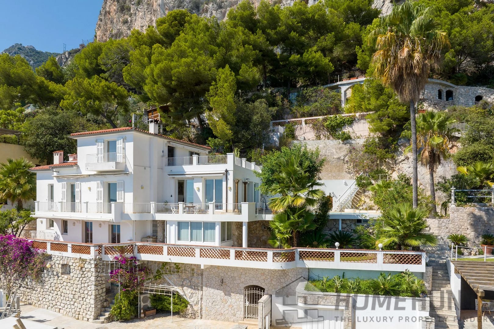 6 Bedroom Villa/House in Eze 9