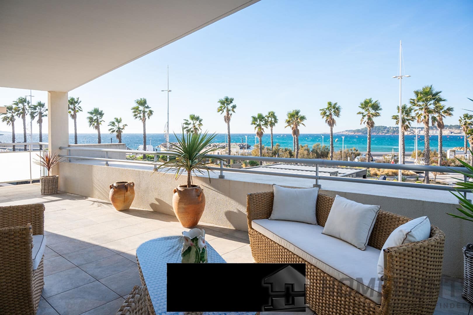 2 Bedroom Apartment in Six Fours Les Plages 10