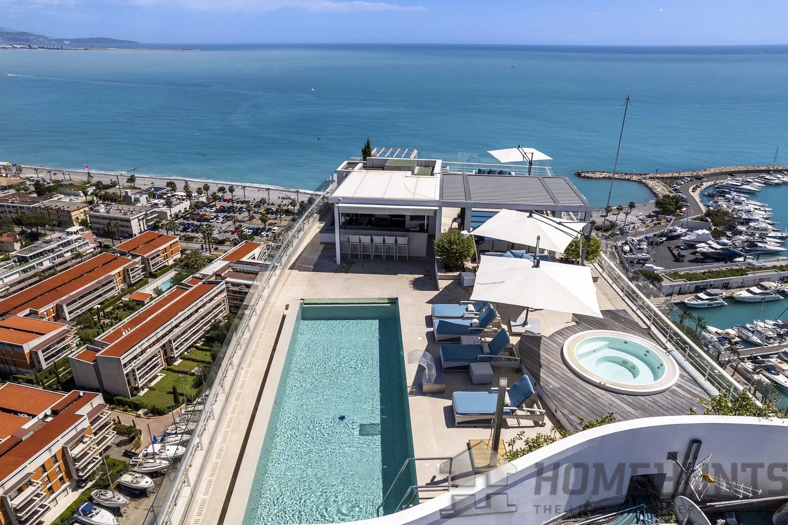 6 Bedroom Apartment in Villeneuve Loubet 12