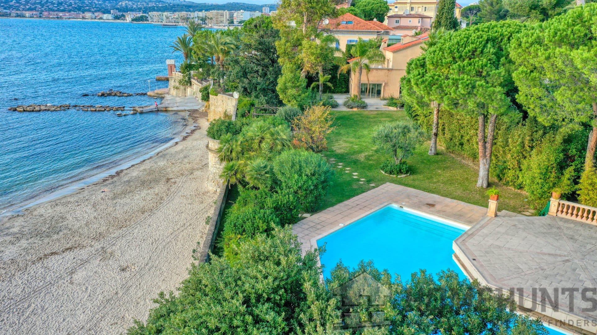 3 Bedroom Villa/House in Cap D Antibes 4