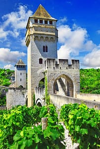 Pont Valentré in Cahors, capital of the Lot department