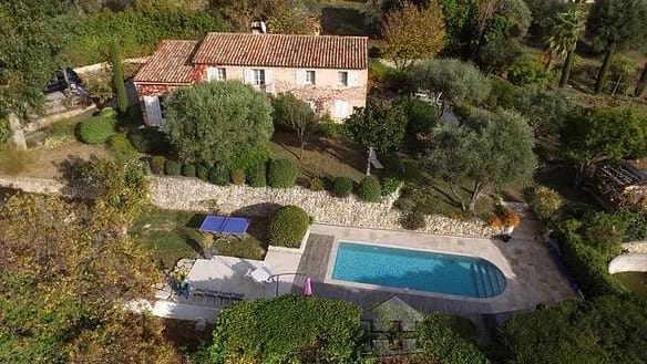 3 Bedroom Villa/House in Chateauneuf Grasse 14