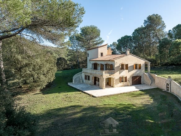 5 Bedroom Villa/House in Mougins 14