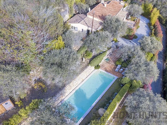 4 Bedroom Villa/House in Chateauneuf Grasse 22