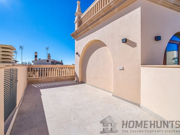 2 Bedroom Apartment in Palma 8