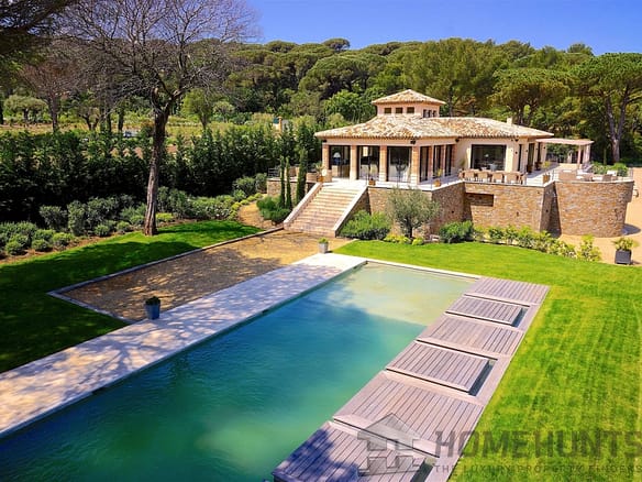 5 Bedroom Villa/House in Saint Tropez 24