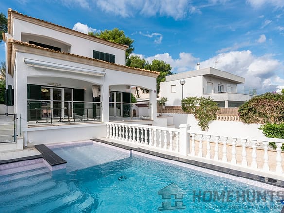 4 Bedroom Villa/House in Santa Ponsa 22